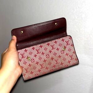 Louis Vuitton Mini Lin International Long Wallet